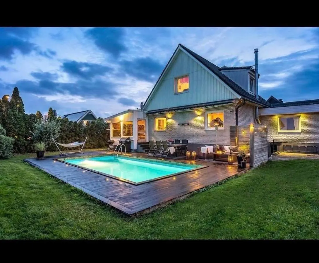 Pool House In Malmoe location